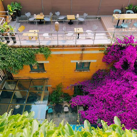 The Cloudland International Youth Hostel Close To The City Center,10 Min Walks To The Subway, Close To The Night Market, Old Street, Green Lake, English-Speaking Service, Free Activity Convenient Payment And Visa Cards Are Accepted Kunming Eksteriør bilde