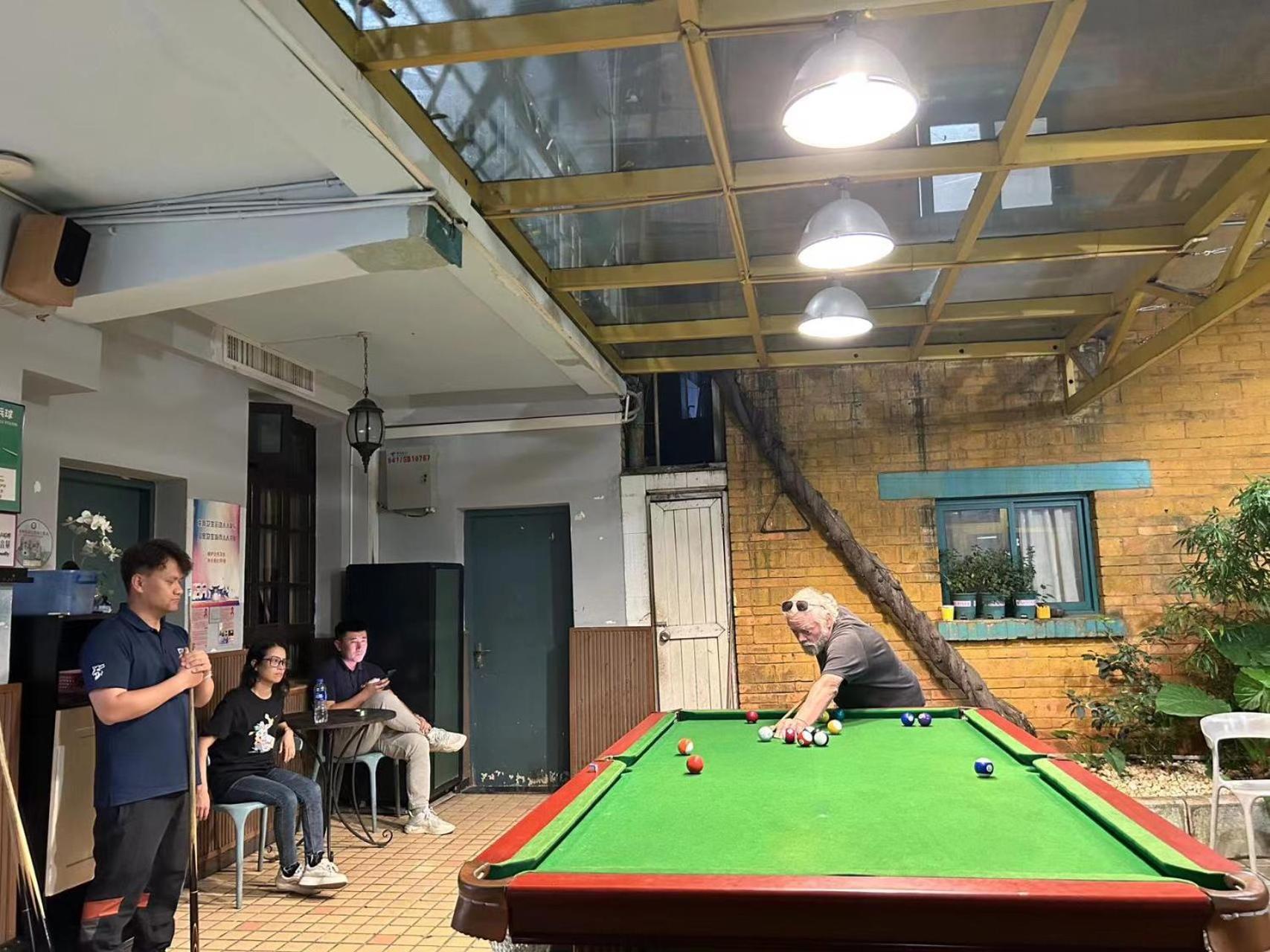 The Cloudland International Youth Hostel Close To The City Center,10 Min Walks To The Subway, Close To The Night Market, Old Street, Green Lake, English-Speaking Service, Free Activity Convenient Payment And Visa Cards Are Accepted Kunming Eksteriør bilde
