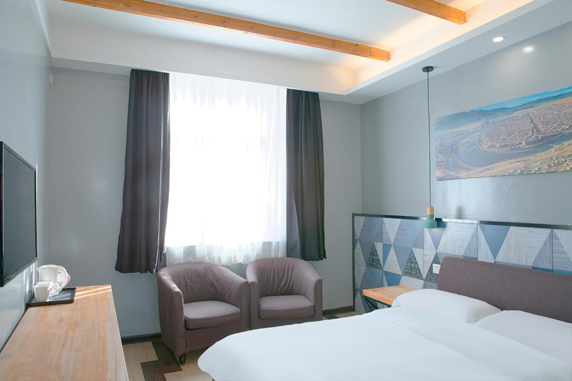 The Cloudland International Youth Hostel Close To The City Center,10 Min Walks To The Subway, Close To The Night Market, Old Street, Green Lake, English-Speaking Service, Free Activity Convenient Payment And Visa Cards Are Accepted Kunming Eksteriør bilde