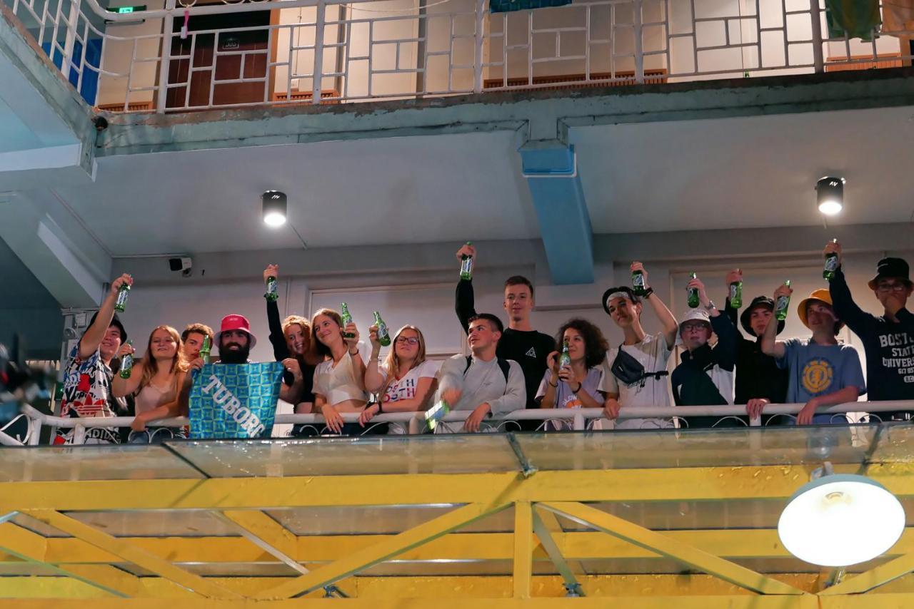 The Cloudland International Youth Hostel Close To The City Center,10 Min Walks To The Subway, Close To The Night Market, Old Street, Green Lake, English-Speaking Service, Free Activity Convenient Payment And Visa Cards Are Accepted Kunming Eksteriør bilde